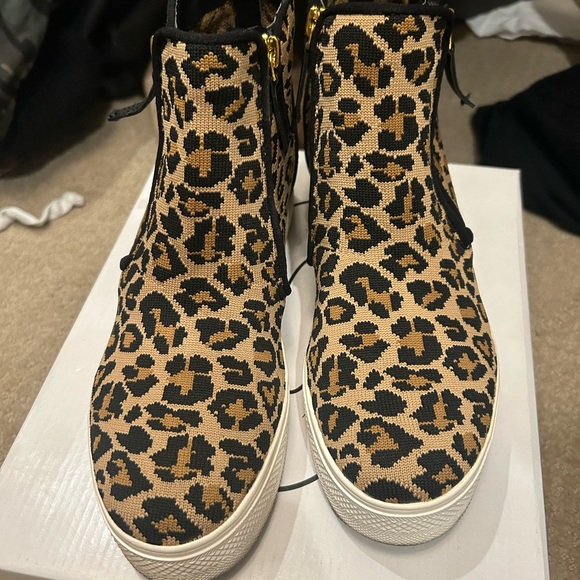 Steve Madden loxley leopard wedge sneakers size 9 - Picture 2 of 4